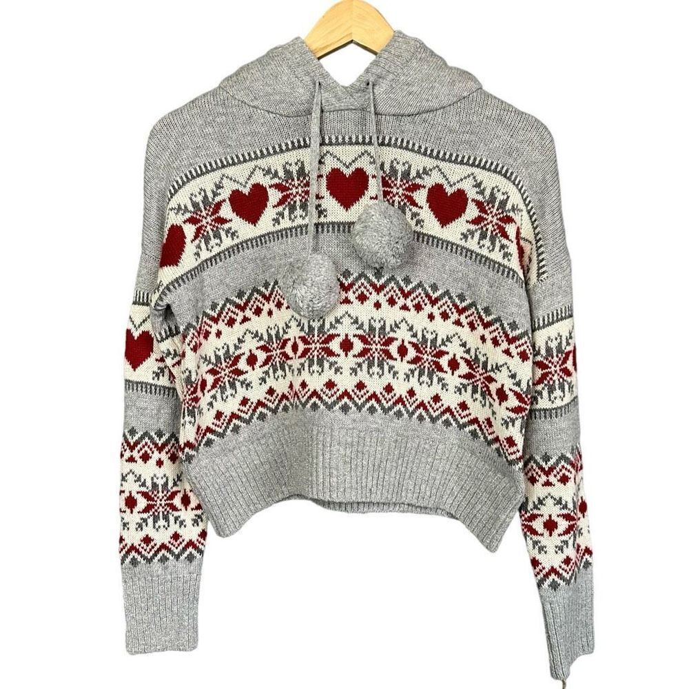 NWT Kaisley Nordic Valentines Heart Print Wool Blend Pom Pom Hooded Sherpa Lined